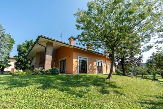 빌라 / Lomagna, Provincia di Lecco