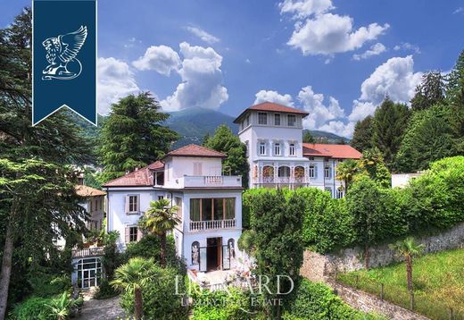 Villa en Dizzasco-Biazzeno, Provincia di Como