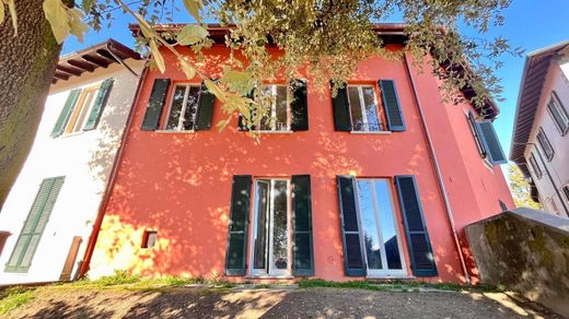 Appartement à Cazzago Brabbia, Varèse