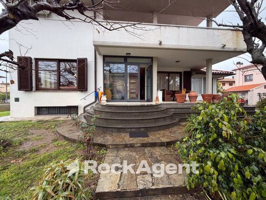 Villa in Castagneto Carducci, Provincia di Livorno