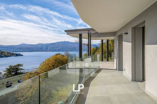 Apartamento - Laveno-Mombello, Provincia di Varese