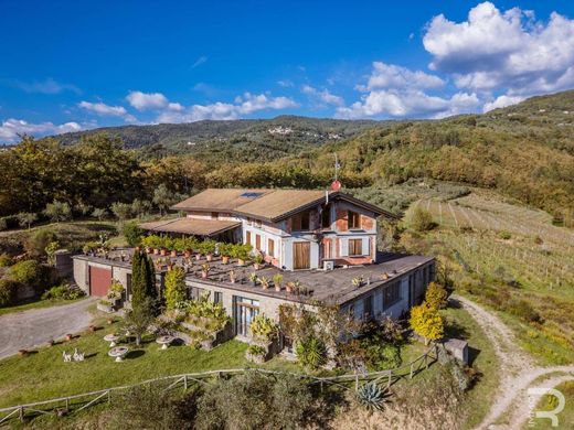 Country House in Fivizzano, Provincia di Massa-Carrara