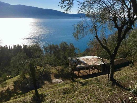 Country House in Gargnano, Provincia di Brescia