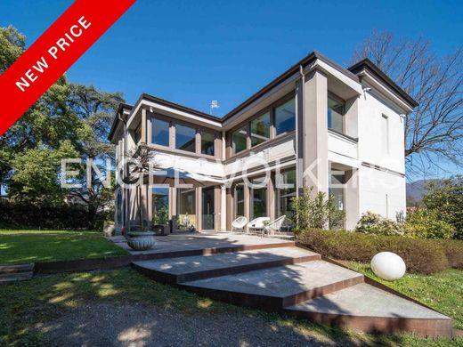 Villa Biandronno, Varese ilçesinde