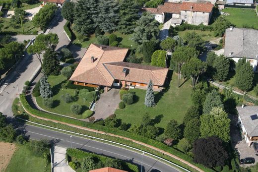 Villa in Corno di Rosazzo, Udine
