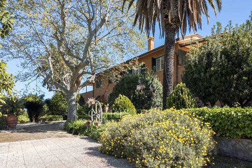 Villa in Ciampino, Rome