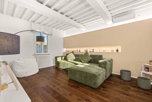 Villa a Santa Maria a Monte, Pisa