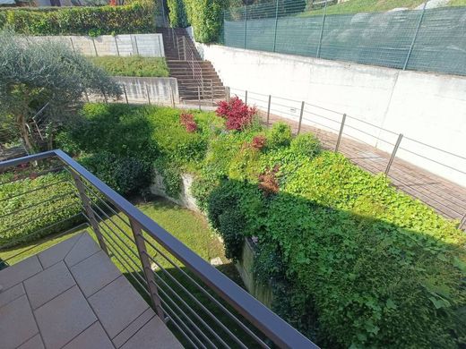 Villa in Moniga del Garda, Provincia di Brescia