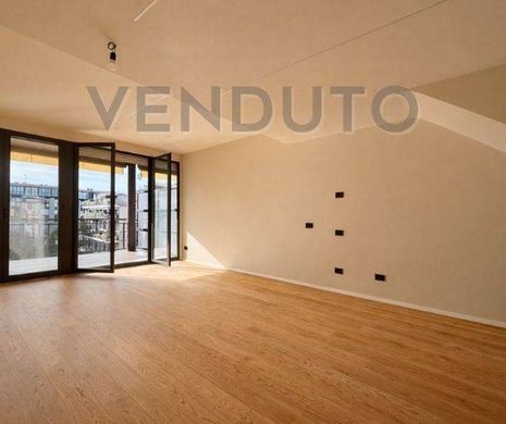 Appartamento a Milano, Lombardia