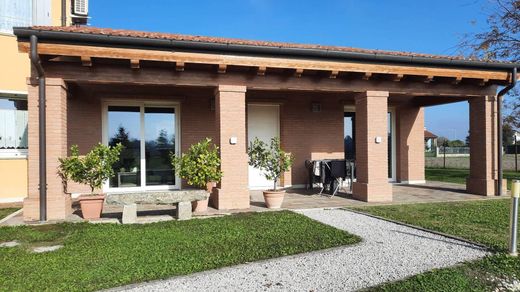 Villa in Saccolongo, Padua