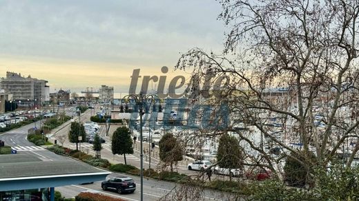Appartamento a Trieste, Friuli Venezia Giulia