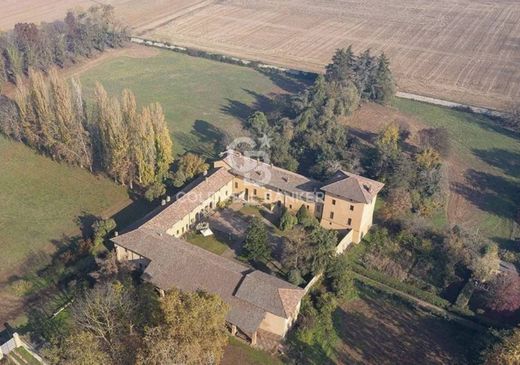 Vellezzo Bellini, Provincia di Paviaのアパートメント・コンプレックス