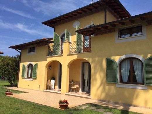 Villa in Forte dei Marmi, Provincia di Lucca