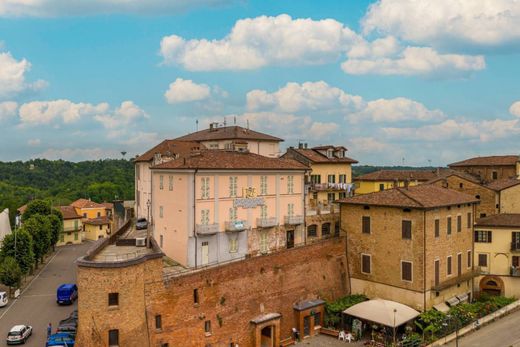 Edificio en Portacomaro, Provincia di Asti