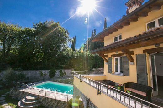 Casa di lusso a Menaggio, Como