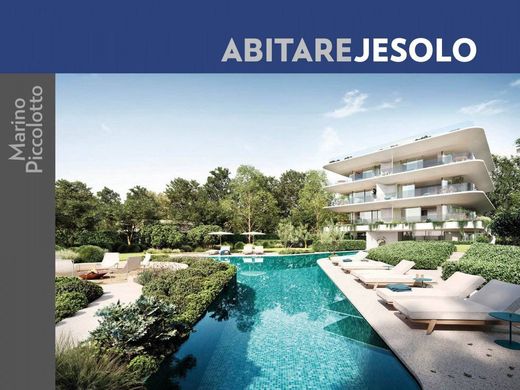 Apartment / Etagenwohnung in Jesolo, Venedig