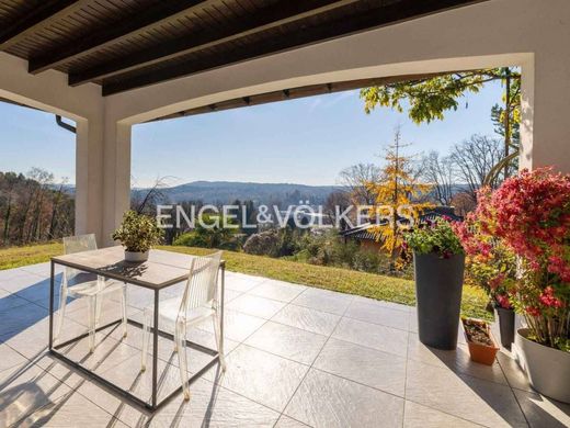 Taino, Provincia di Vareseのヴィラ