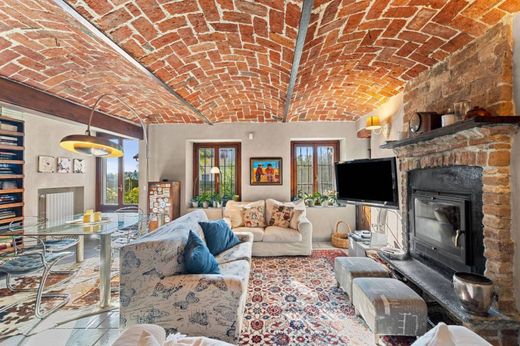 Appartamento a Pino Torinese, Provincia di Torino