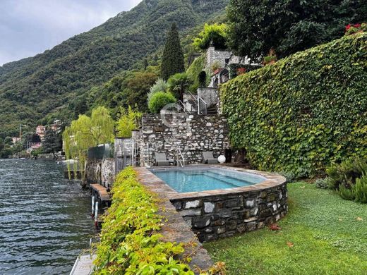 Villa in Brienno, Provincia di Como