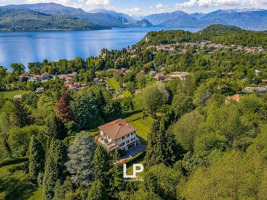 Villa in Leggiuno, Provincia di Varese