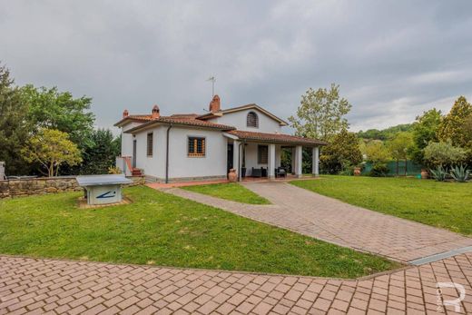 Villa in Terranuova Bracciolini, Province of Arezzo