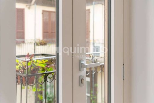 아파트 / 밀라노, Città metropolitana di Milano