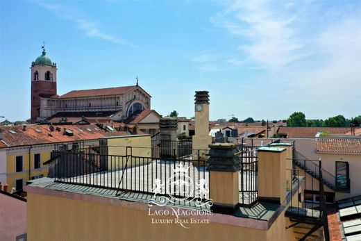 Penthouse in Novara, Provincia di Novara