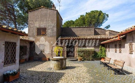 Villa in Rome, Latium