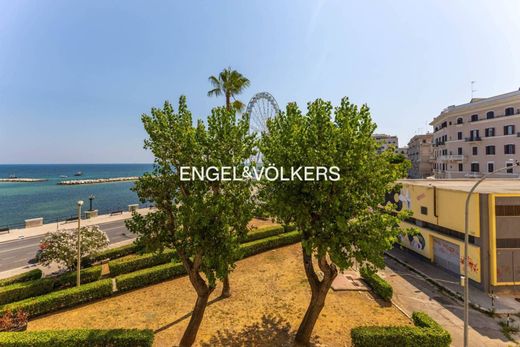 Διαμέρισμα σε Bari, Puglia