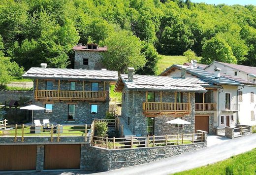 Chalet in Roburent, Provincia di Cuneo