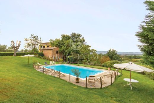 Country House in Castiglione del Lago, Provincia di Perugia