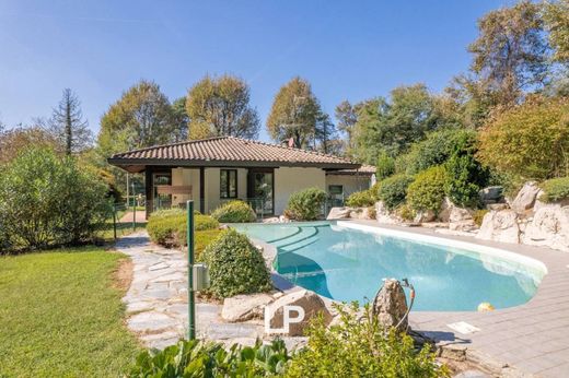Villa in Sesto Calende, Provincia di Varese