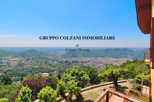 Apartment in Como, Provincia di Como