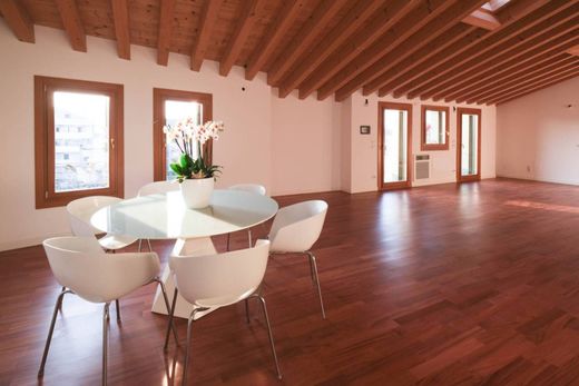 Penthouse in Portogruaro, Venice