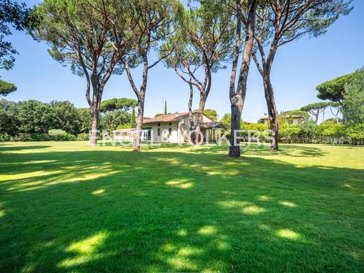 Villa in Pietrasanta, Provincia di Lucca
