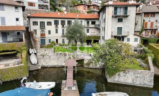 Apartment / Etagenwohnung in Tremezzina, Provincia di Como