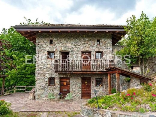 Villa in Pergine Valsugana, Trento