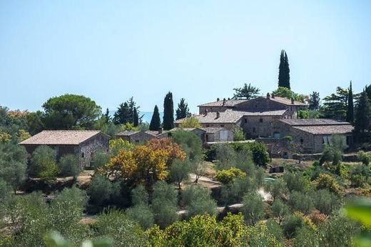Country House in Castelnuovo Berardenga, Province of Siena
