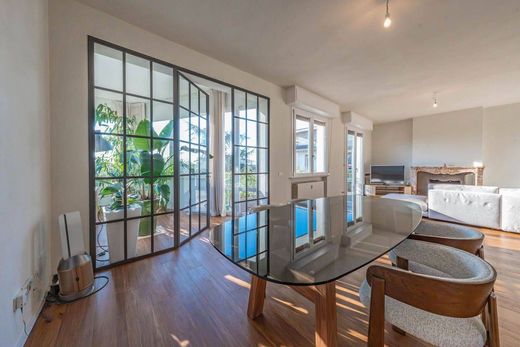 Apartment / Etagenwohnung in Parma, Provincia di Parma