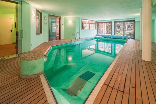 Villa in Lesmo, Province of Monza and Brianza