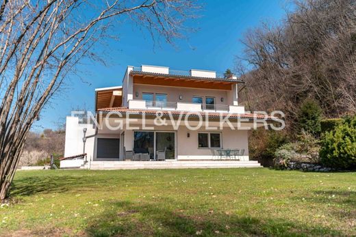 Villa in Trento, Trentino-Alto Adige