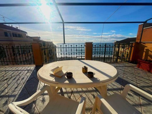 Penthouse in Varazze, Provincia di Savona