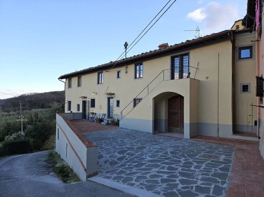 Casa di lusso a Scandicci, Firenze