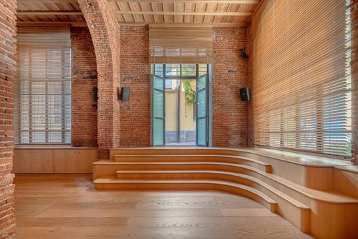 Apartment in Milan, Lombardy