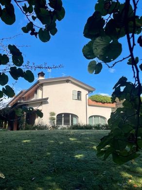 Villa in Palazzago, Provincia di Bergamo