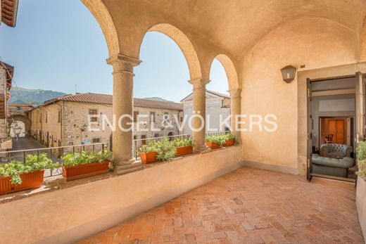 Villa in Villafranca in Lunigiana, Provincia di Massa-Carrara