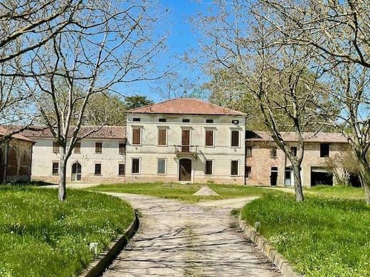 Загородный Дом, Мантуя, Provincia di Mantova