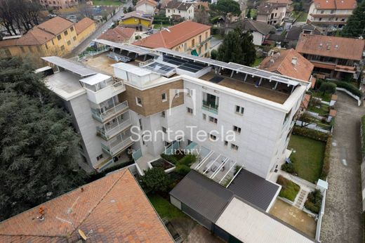 Penthouse in Paderno Dugnano, Città metropolitana di Milano