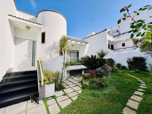 Villa in Valenzano, Bari