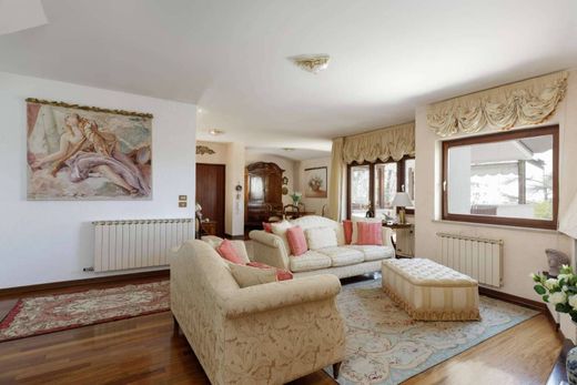 Villa - Duino-Aurisina, Trieste